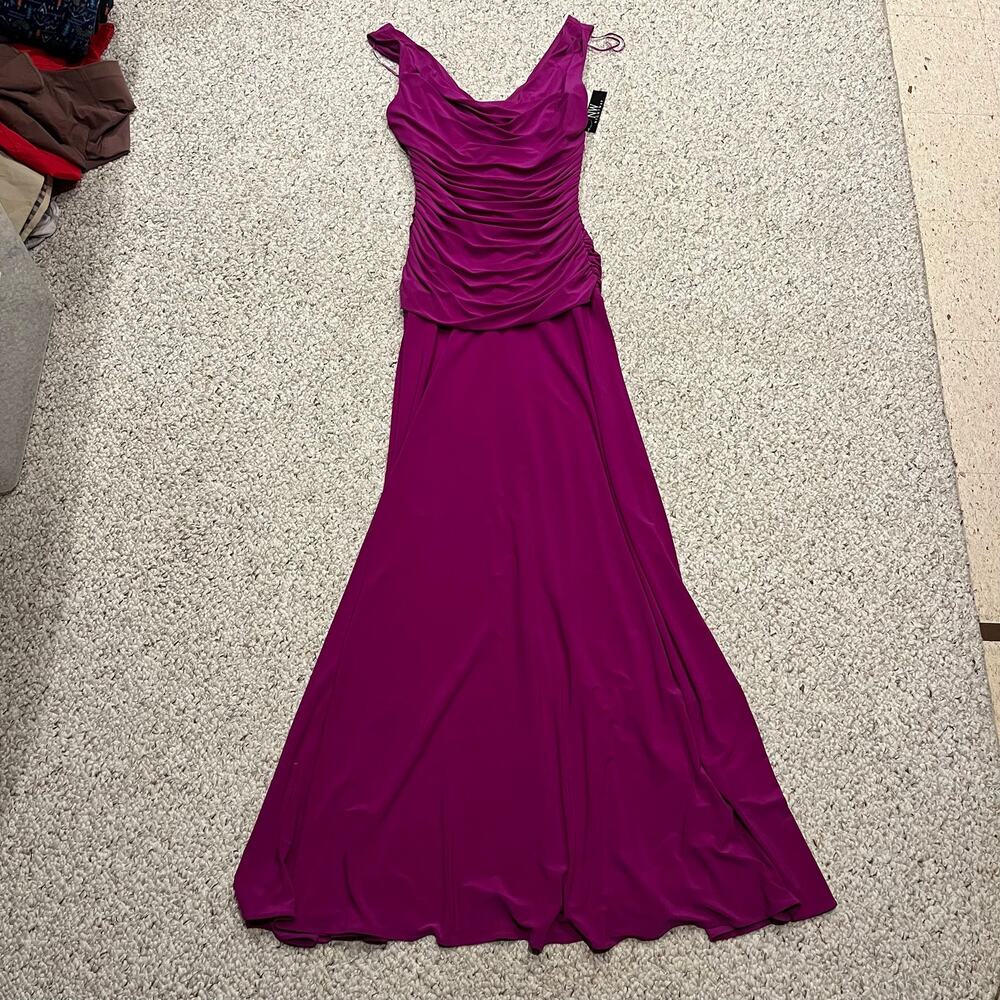 NEW Nightway Sleeveless Ruched Formal Evening Gown 8 Event Party Dance